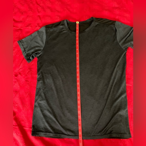 Real Essentials Heather Gray T-Shirt, Men's Size M - Picture 4 of 5